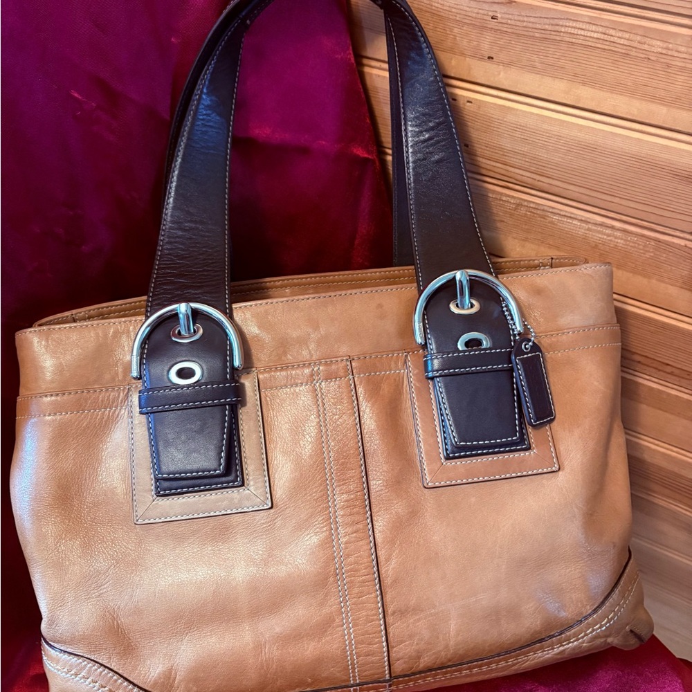 Coach Soho Leather Shoulder Bag 10912